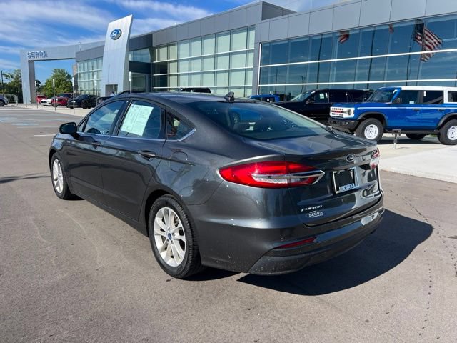 Used 2020 Ford Fusion SE FWD image 7
