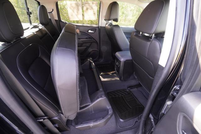 Used 2022 Chevrolet Colorado Z71 w/ Safety Package image 28
