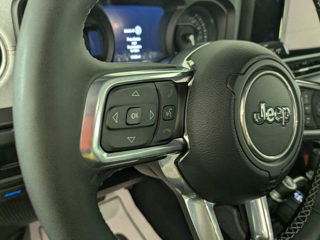 Certified 2025 Jeep Wrangler Unlimited Sahara image 21