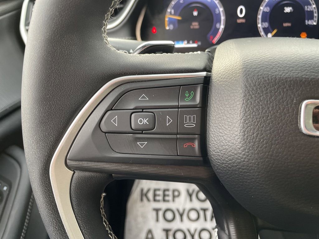 Used 2024 Jeep Grand Cherokee Altitude image 26