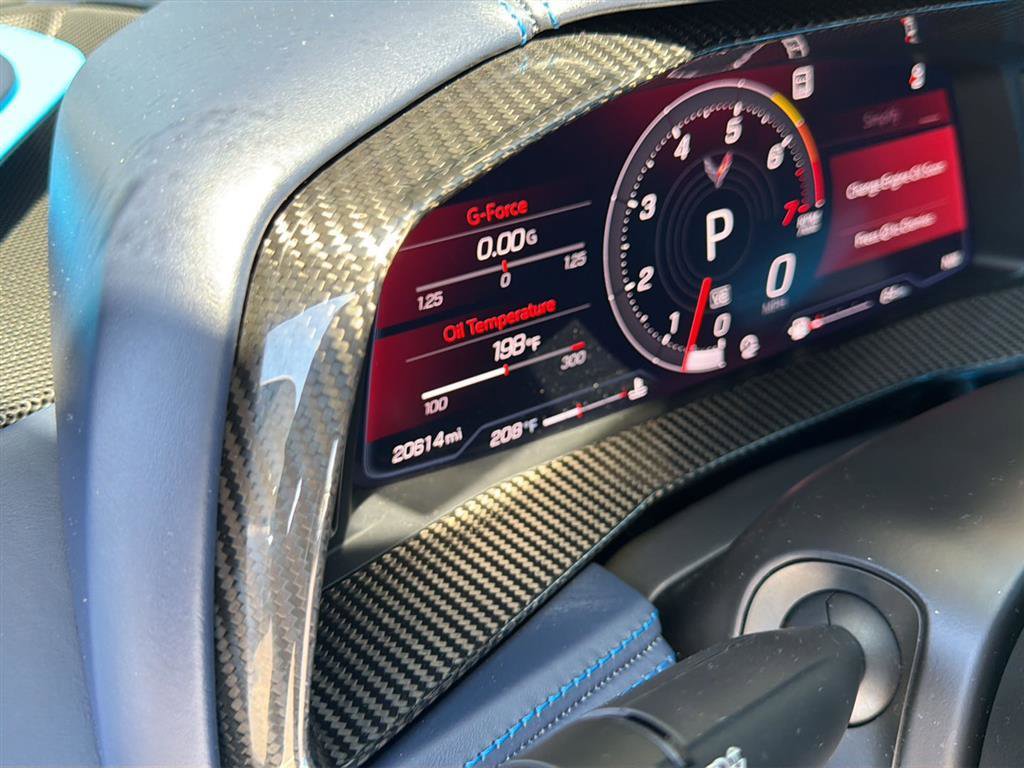 Used 2021 Chevrolet Corvette Stingray Premium Cpe w/ Z51 Performance Package RWD image 16