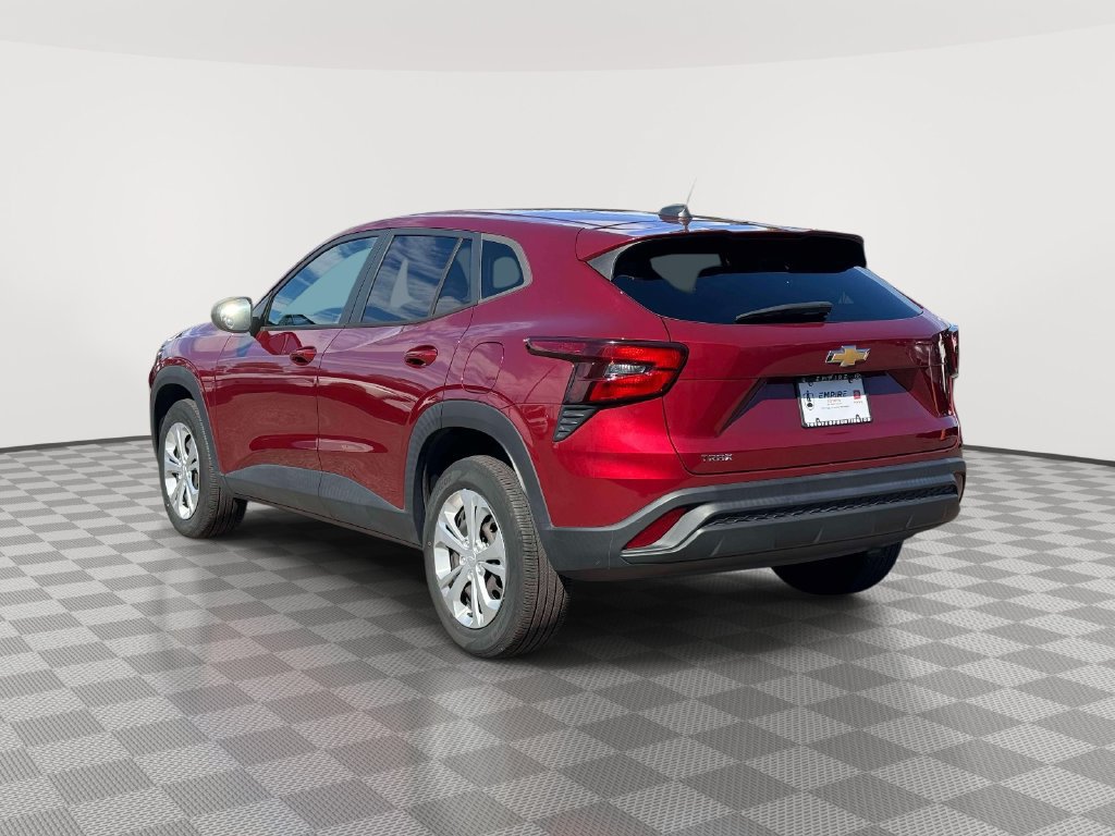 Used 2024 Chevrolet Trax LS FWD image 5
