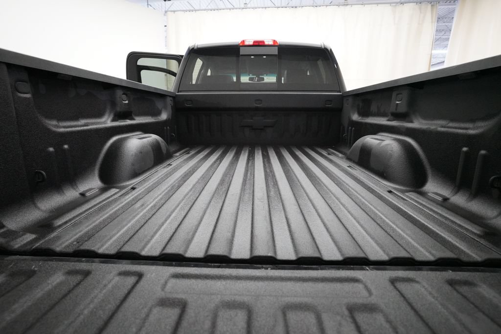 Used 2018 Chevrolet Silverado 1500 LTZ w/ Sport Package AWD/4WD image 10