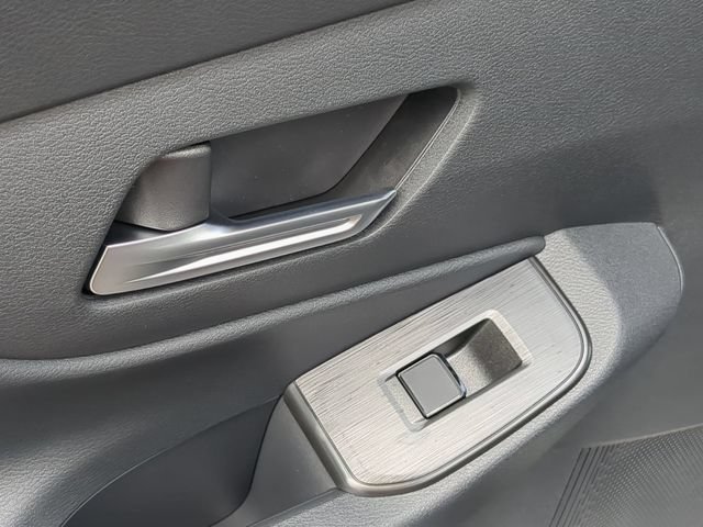 New 2026 Nissan Sentra SR w/ Floor Mat Package FWD image 23