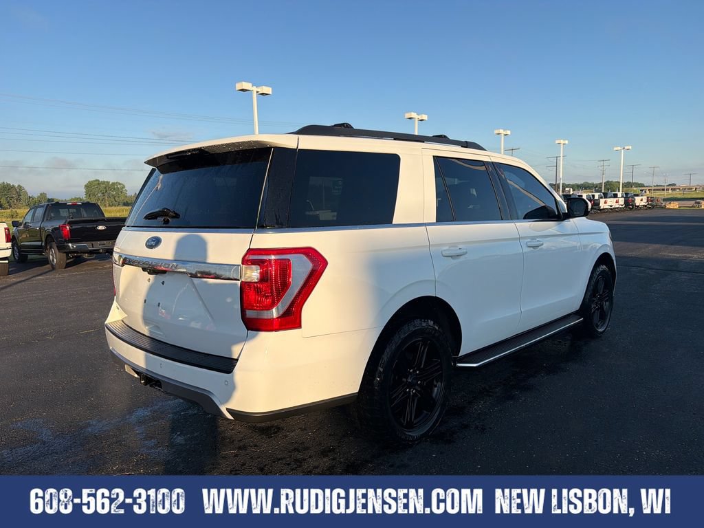 Used 2021 Ford Expedition XLT AWD/4WD image 5