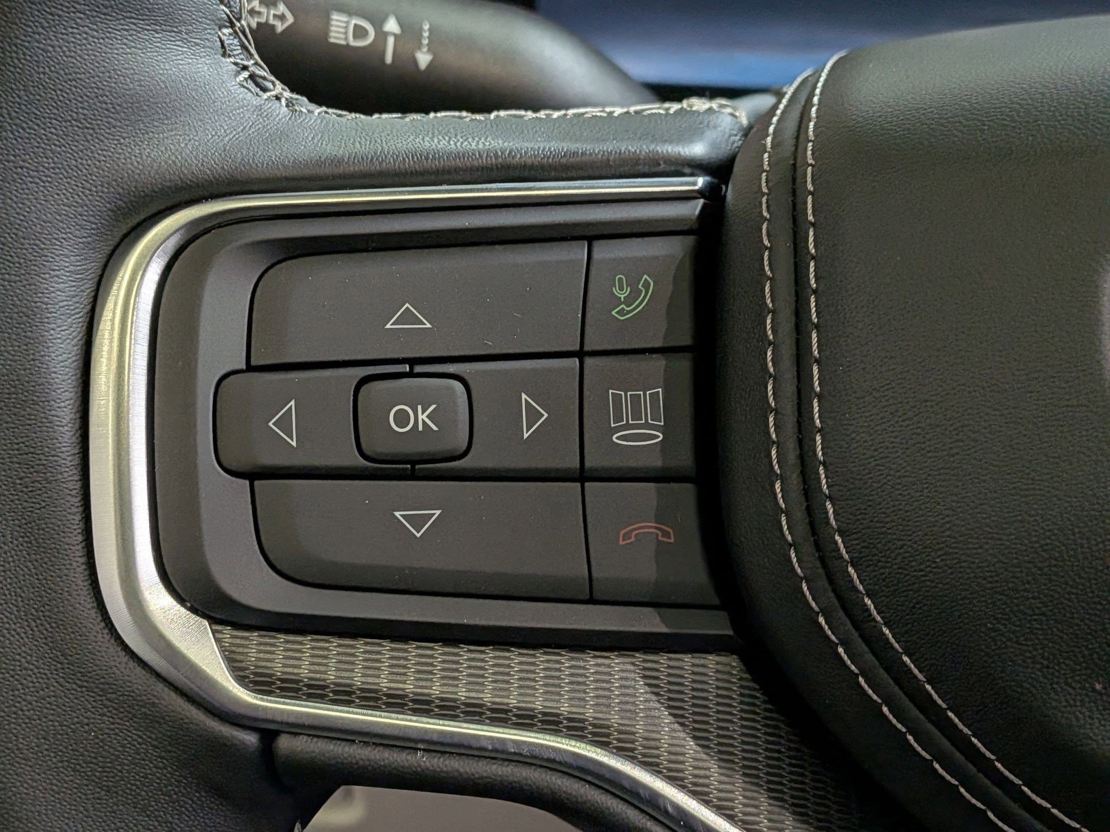 New 2026 Jeep Grand Wagoneer Summit w/ Premium Group III image 15