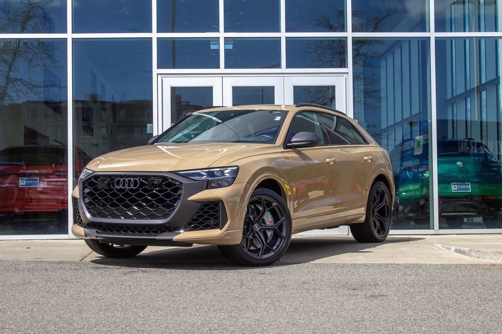 Used 2025 Audi RS Q8 performance