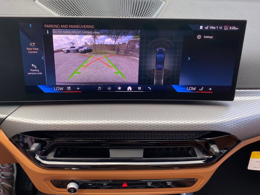 New 2026 BMW 330i xDrive Sedan w/ M Sport Package AWD/4WD image 21