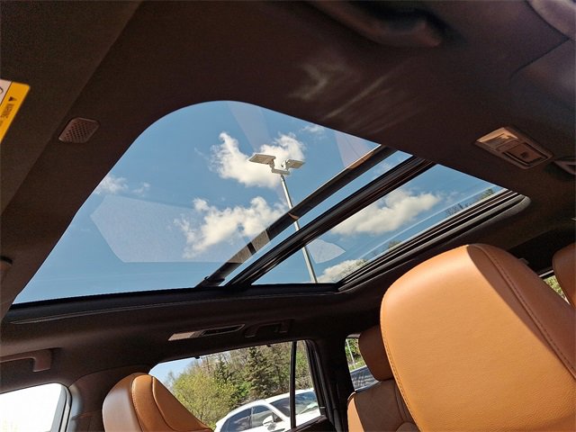 Used 2021 Toyota Highlander Platinum image 14