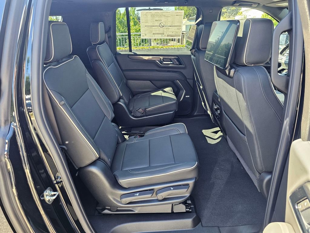 New 2026 GMC Yukon XL Elevation w/ Elevation Premium Package AWD/4WD image 12
