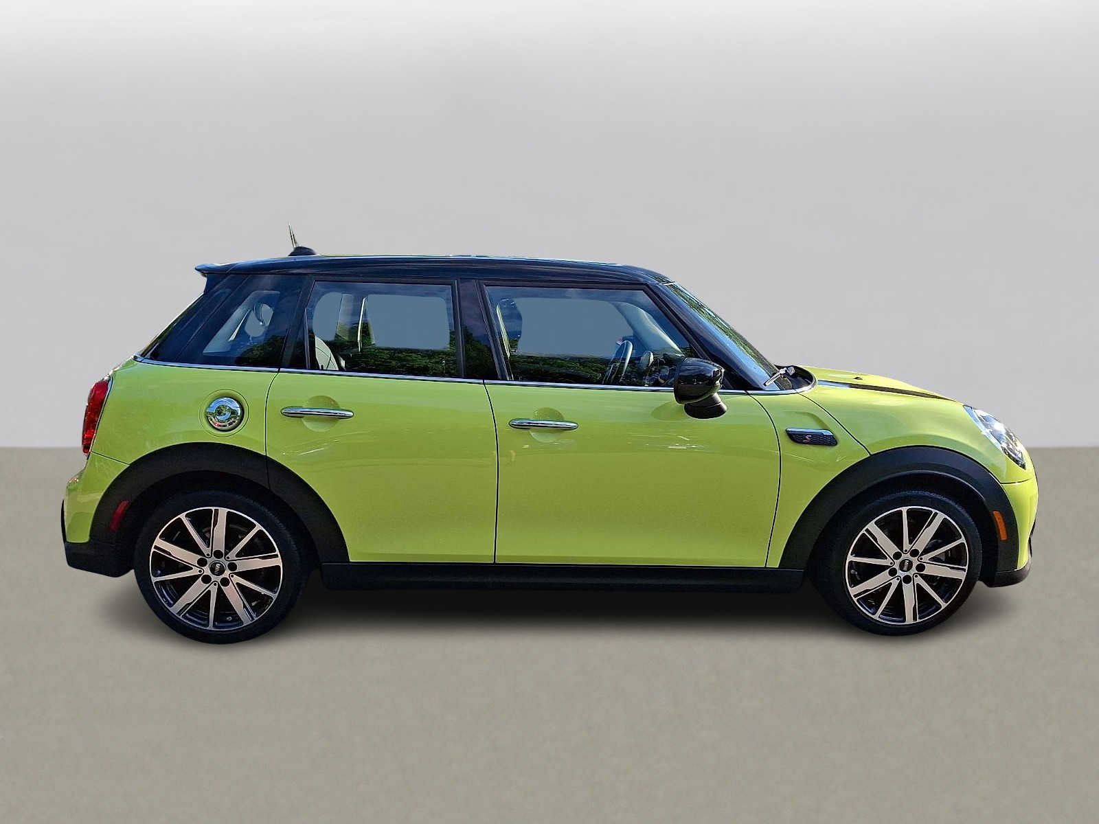 Certified 2024 MINI Cooper S FWD image 4