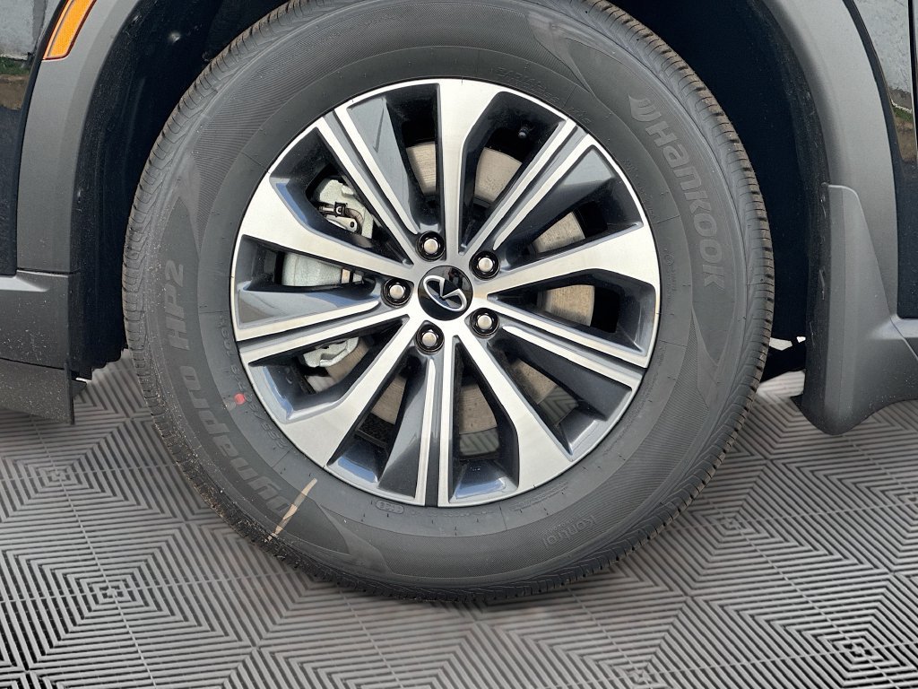 Used 2027 INFINITI QX60 Pure w/ Cargo Package FWD image 34