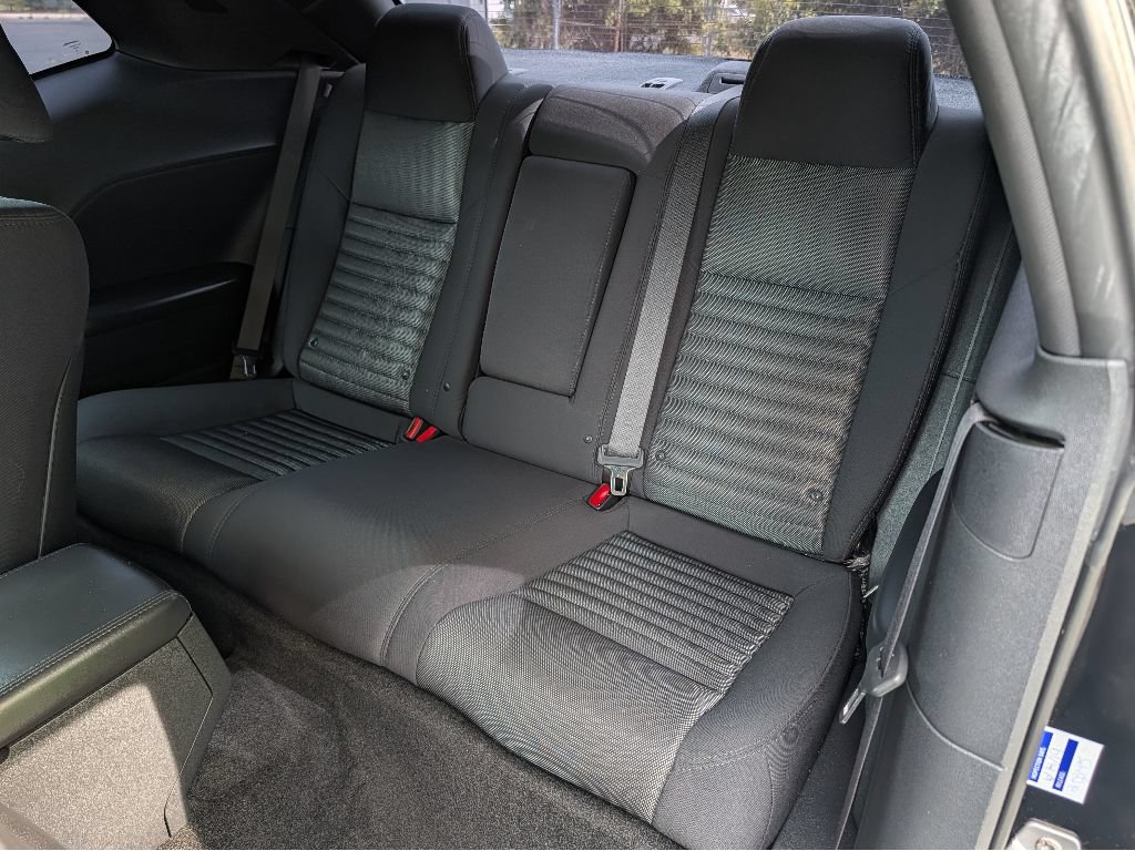 Used 2014 Dodge Challenger R/T RWD image 15