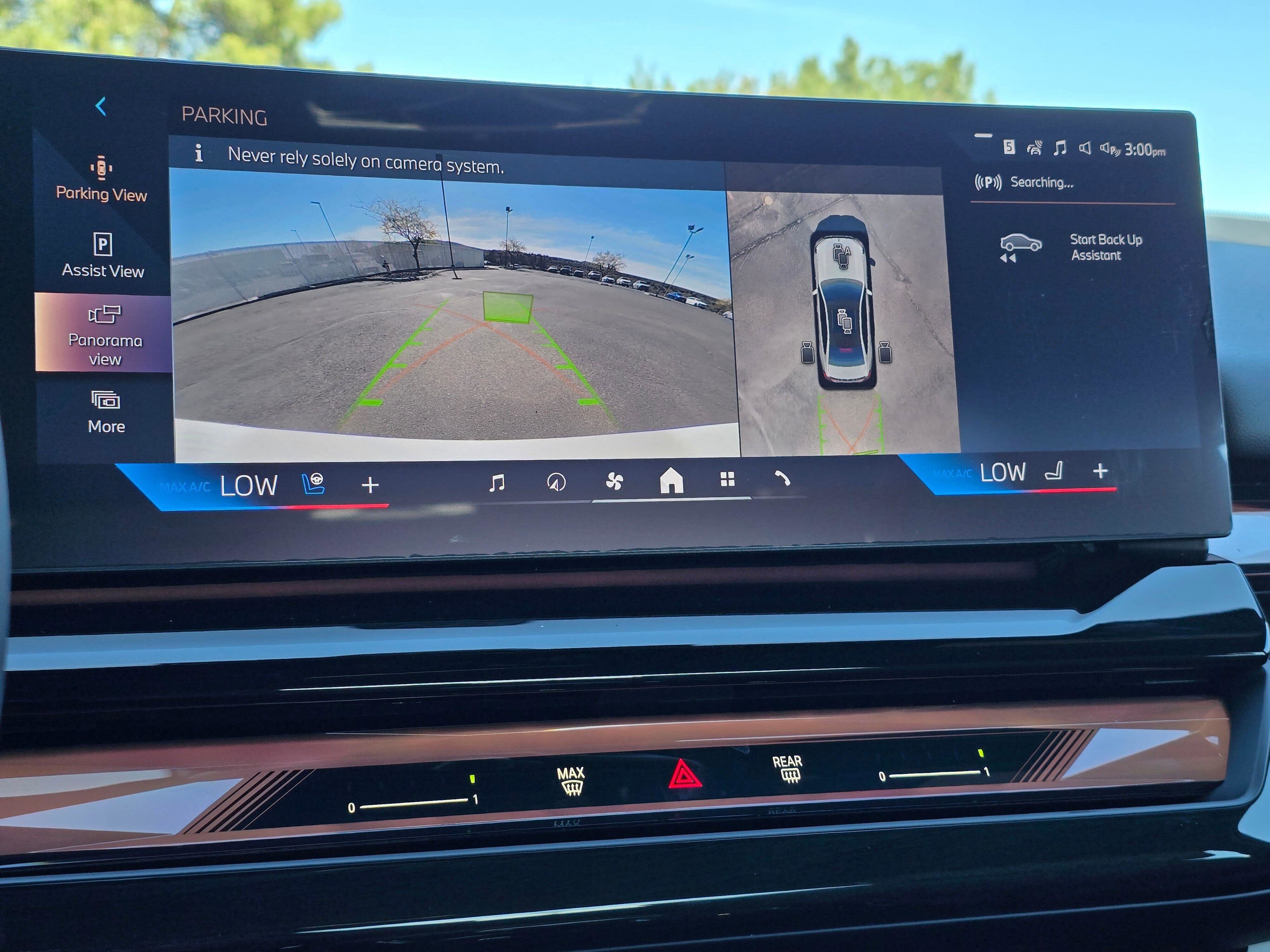 New 2026 BMW 550e xDrive w/ Executive Package AWD/4WD image 19