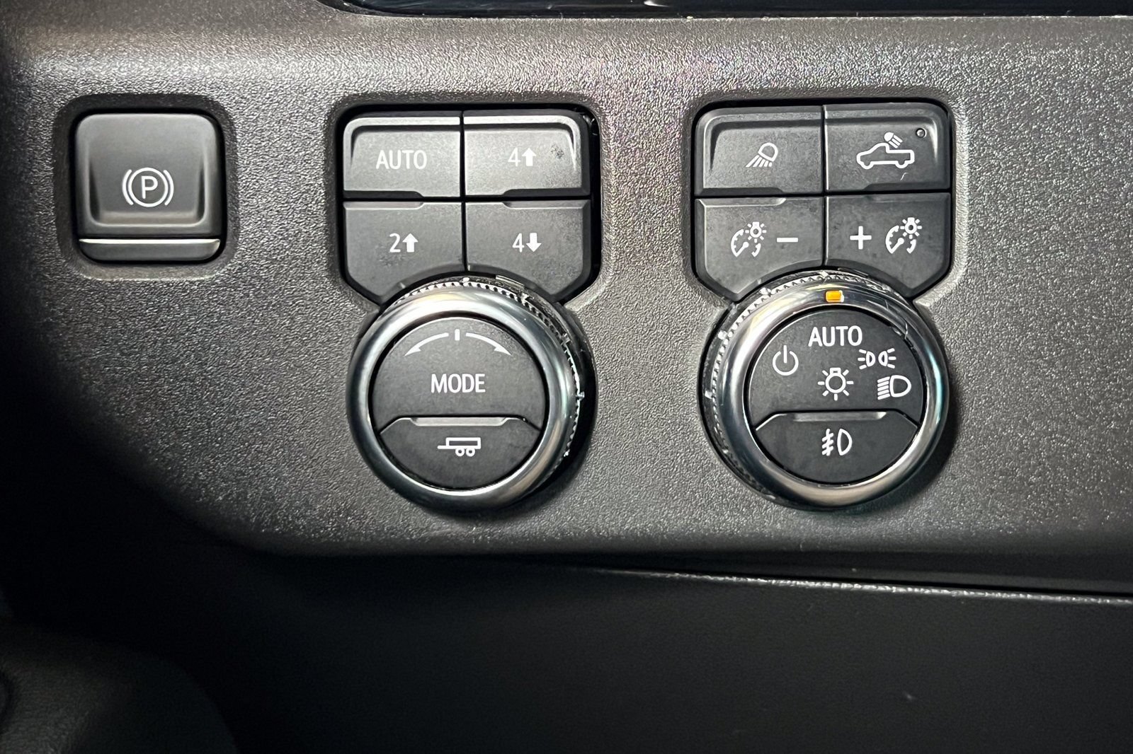 Used 2023 GMC Sierra 1500 SLT w/ SLT Premium Package AWD/4WD image 31