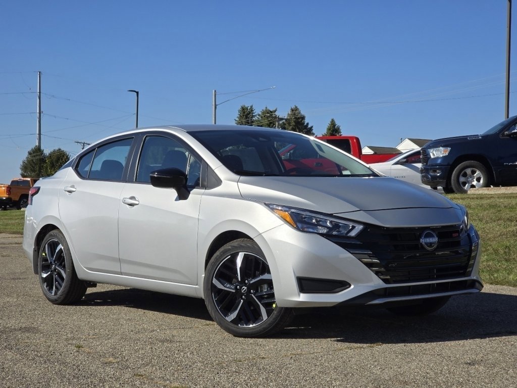 New 2025 Nissan Versa SR
