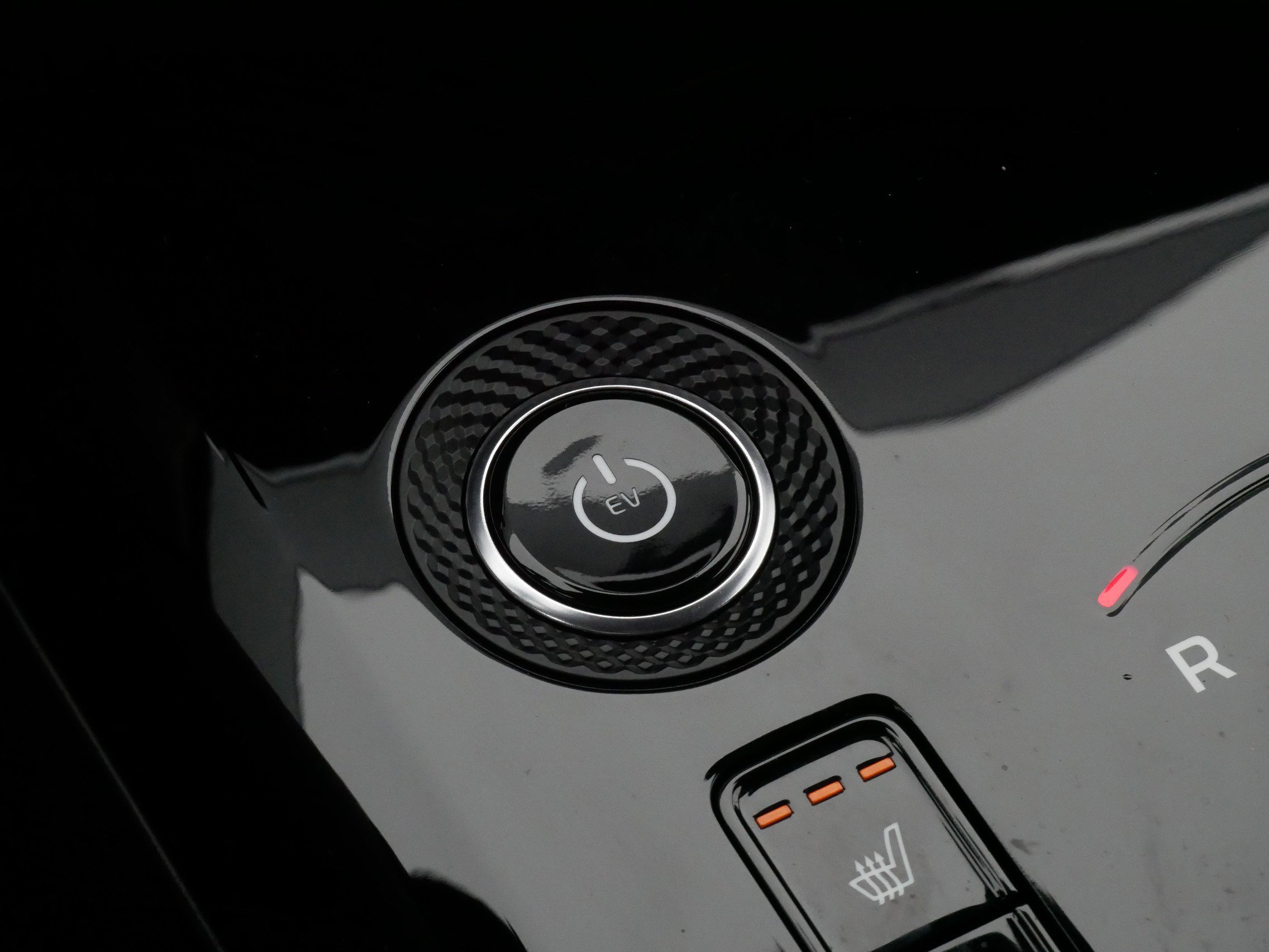 Used 2025 Kia Niro Wind w/ Wind Preserve Package image 31