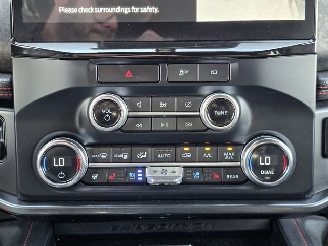 Used 2022 Ford Expedition Max Limited image 18