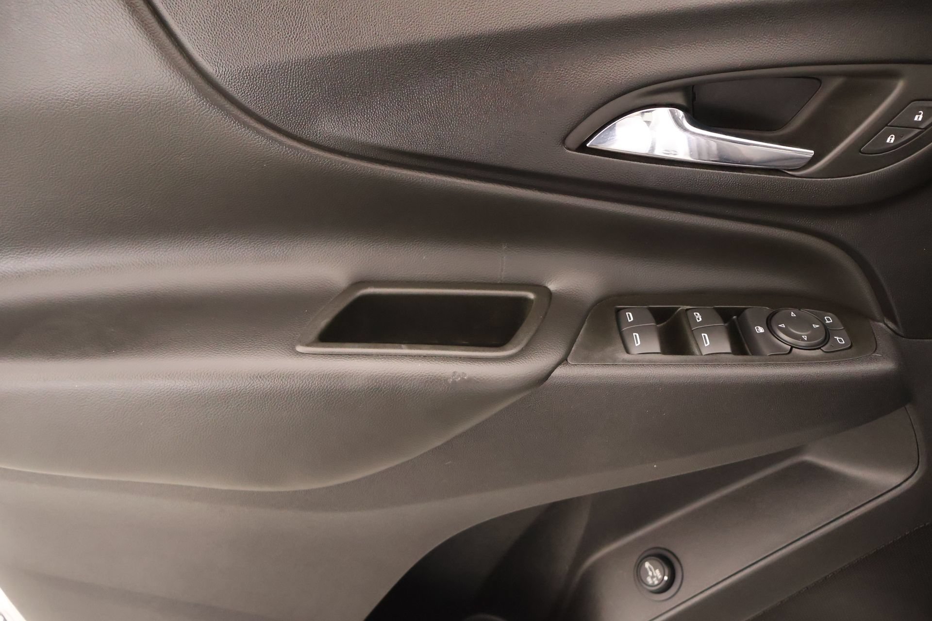 Used 2022 Chevrolet Equinox LT FWD image 15