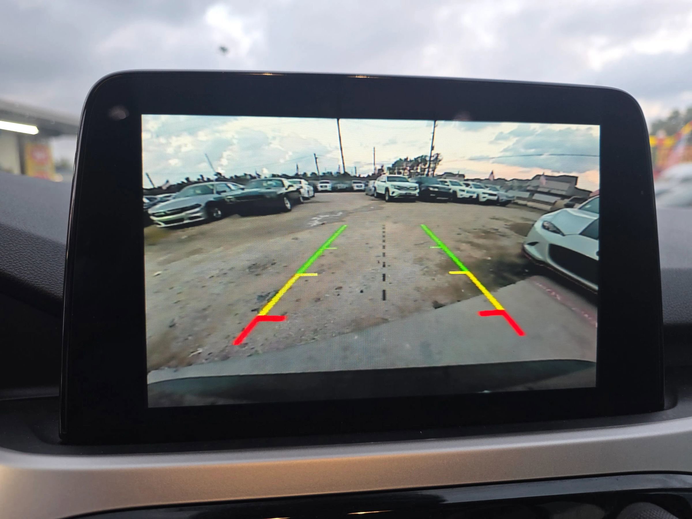 Used 2020 Ford Escape SE image 26