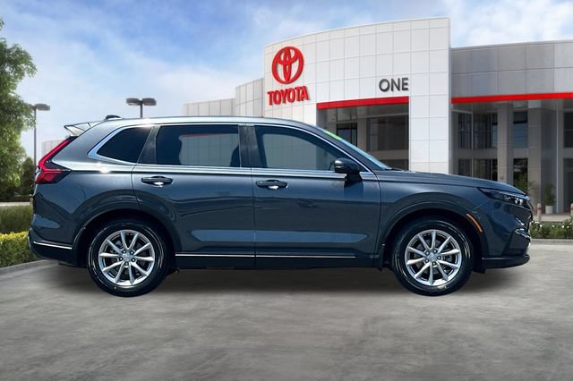 Used 2026 Honda CR-V EX image 3