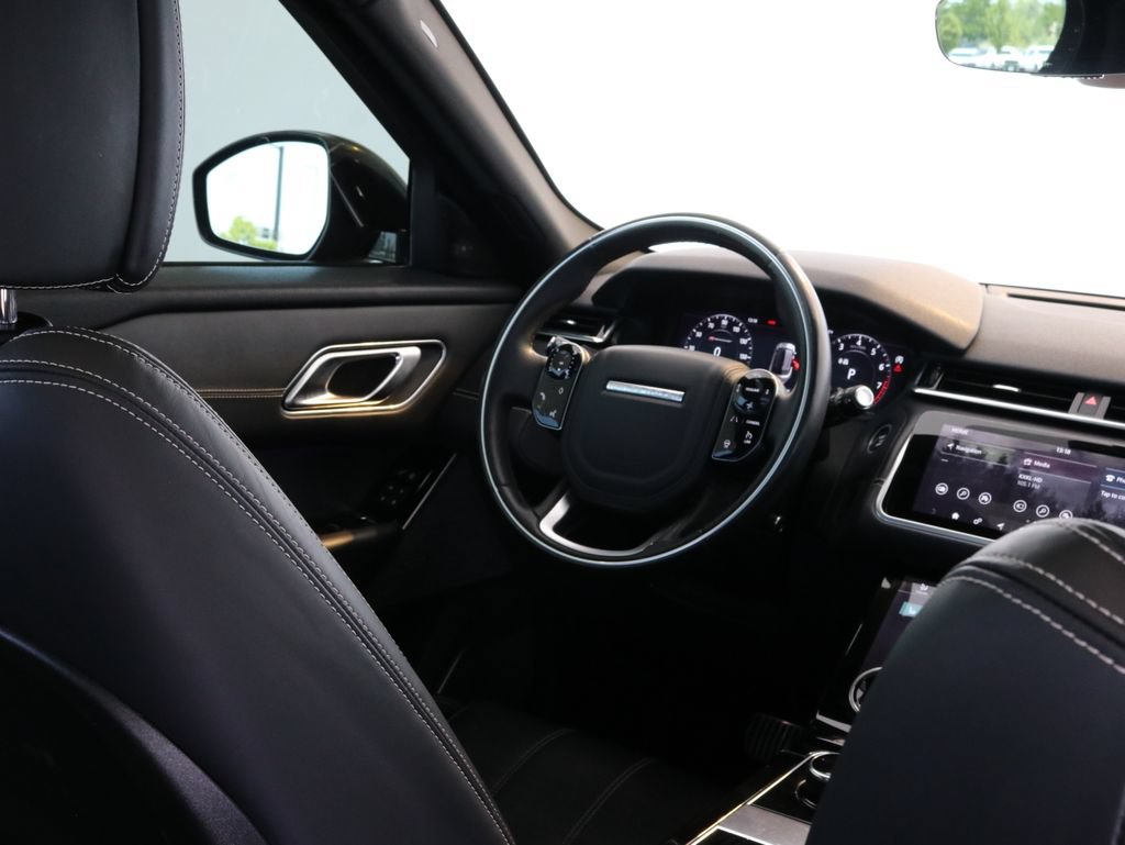Used 2019 Land Rover Range Rover Velar R-Dynamic HSE AWD/4WD image 44