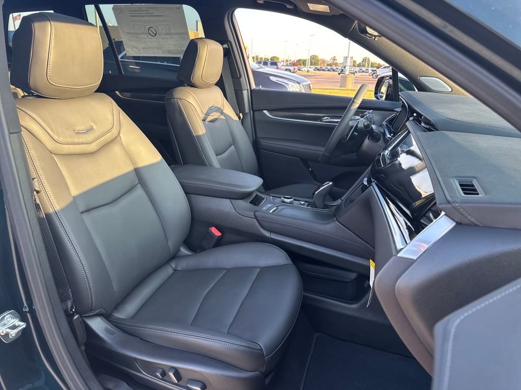 New 2025 Cadillac XT6 Sport w/ LPO, Onyx Lite Package image 12