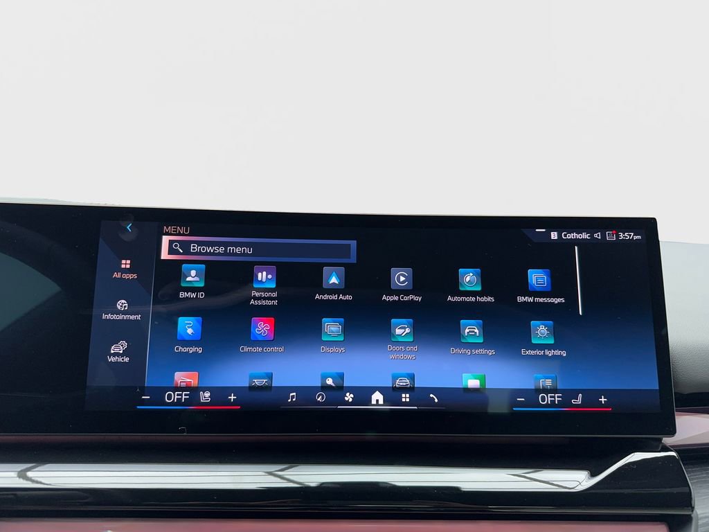 Used 2025 BMW i5 eDrive40i w/ Executive Package image 25
