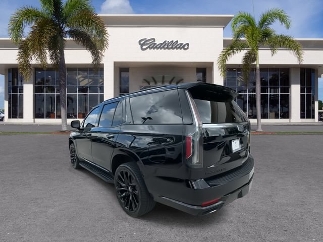 Used 2022 Cadillac Escalade Luxury w/ LPO, Illumination Package AWD/4WD image 11