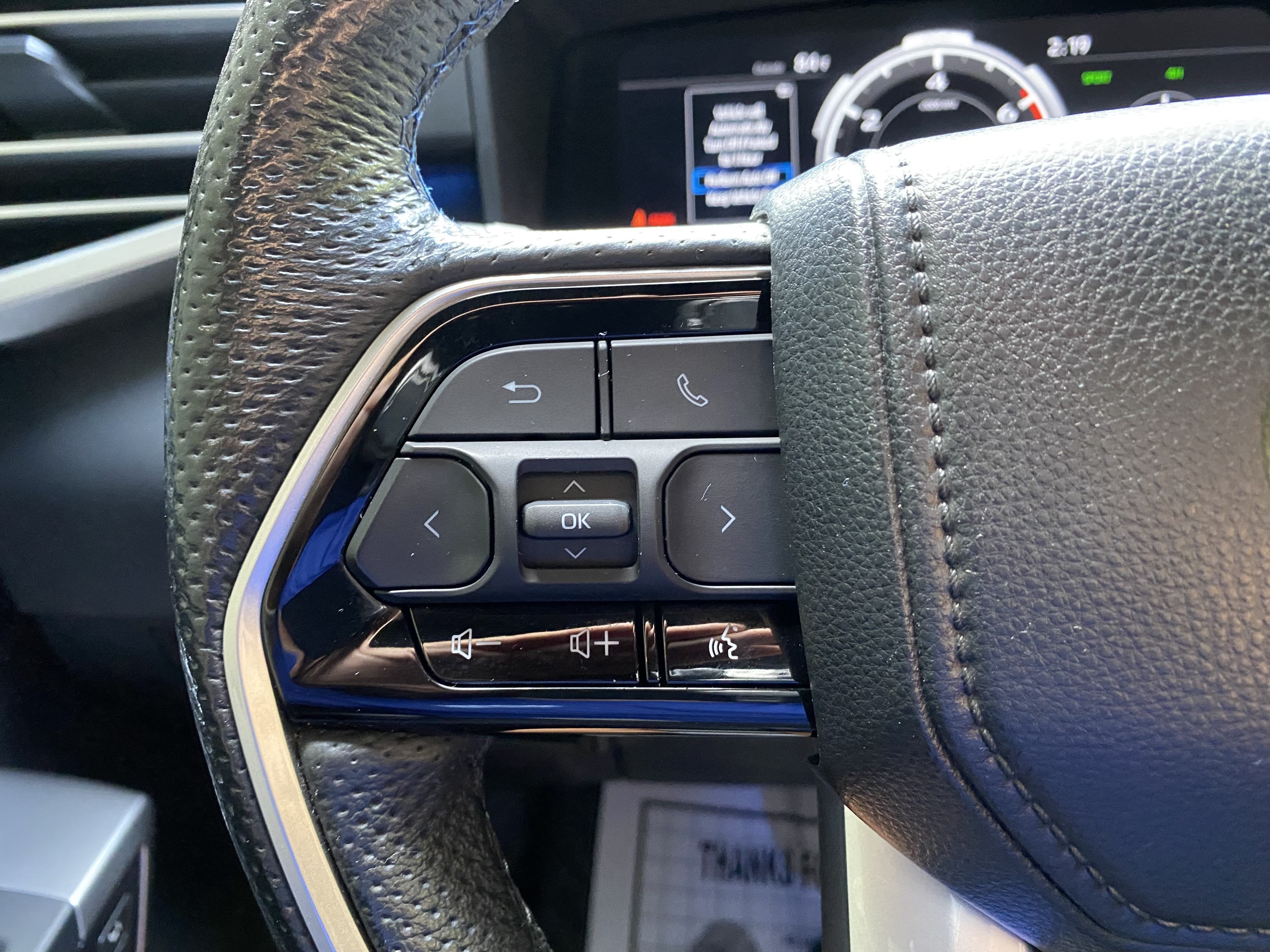 Used 2024 Toyota Tundra Platinum AWD/4WD image 20