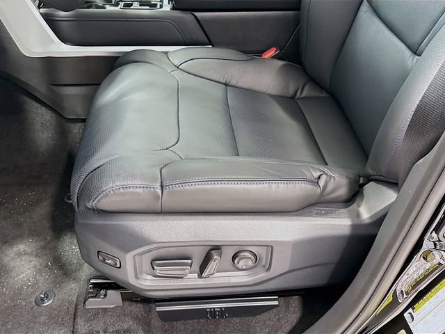 New 2025 Toyota Tundra Platinum image 17