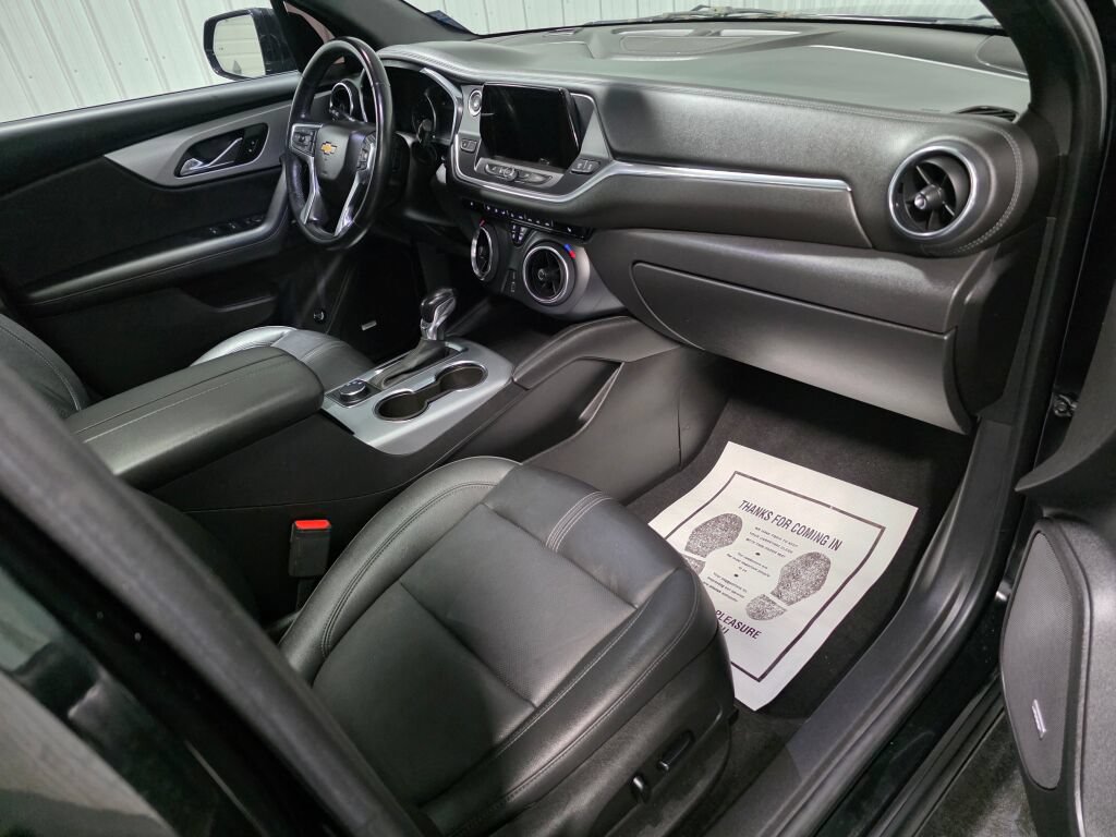Used 2021 Chevrolet Blazer LT w/ Sound & Technology Package FWD image 7
