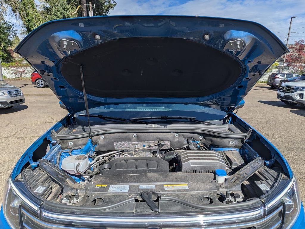 Used 2025 Volkswagen Atlas SE w/ Panoramic Sunroof Package AWD/4WD image 40