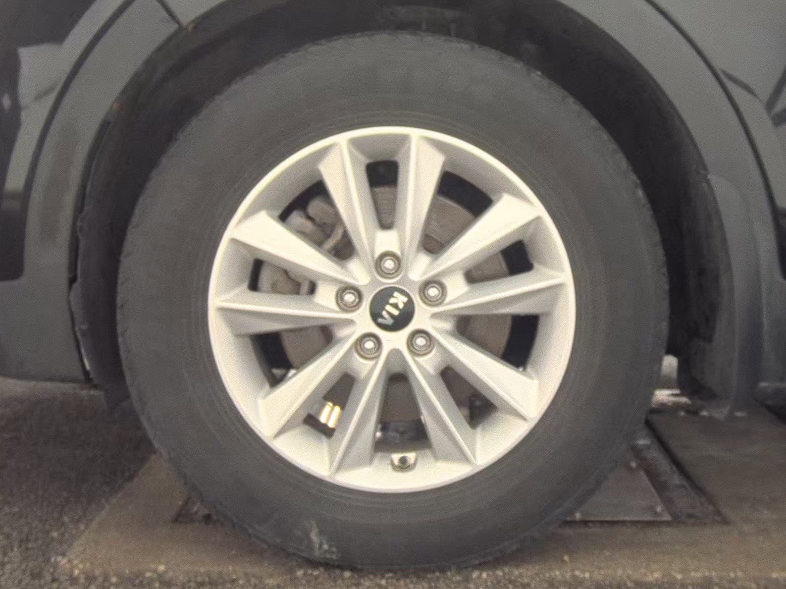 Used 2019 Kia Sorento FWD image 6