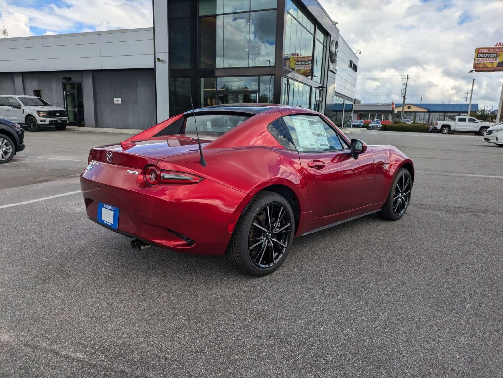 New 2026 MAZDA MX-5 Miata RF Grand Touring RWD image 4