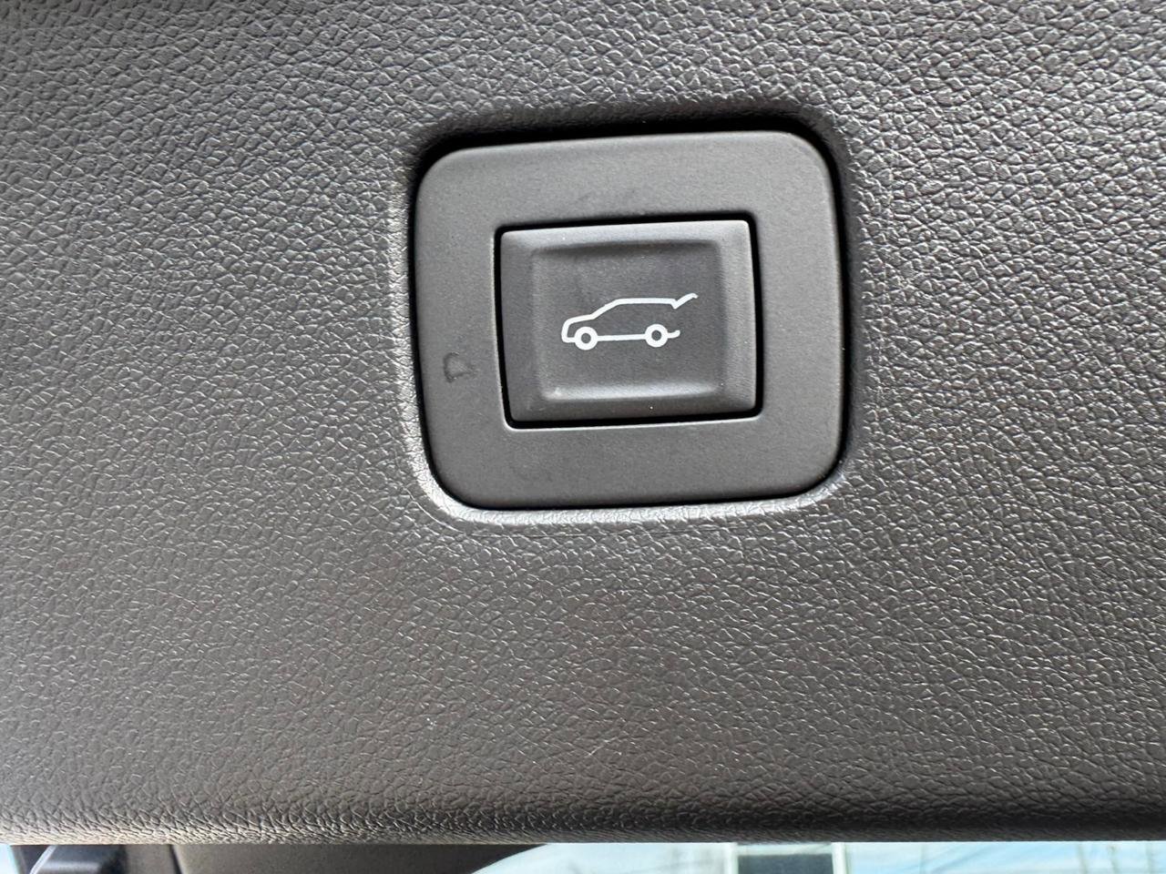 Used 2025 Buick Envista Preferred w/ Convenience I Package image 44