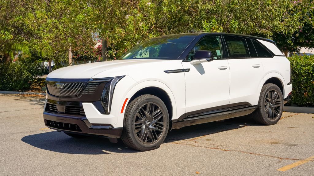 New 2025 Cadillac Escalade IQ Sport 2 w/ LPO, ONYX Package image 3