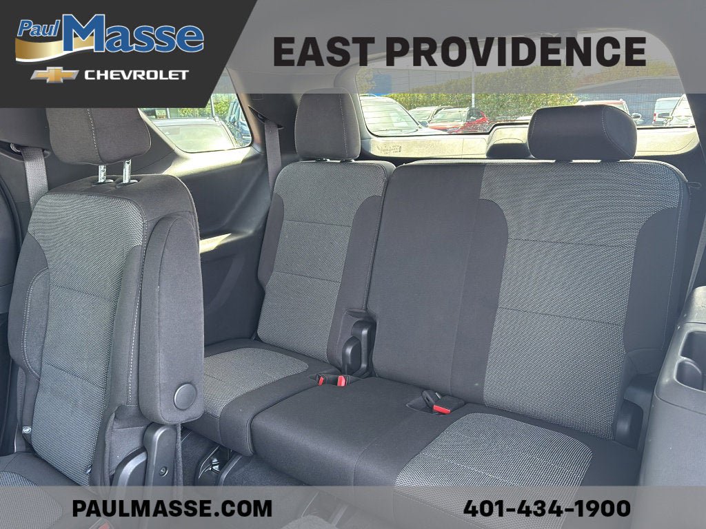 Used 2023 Chevrolet Traverse LT w/ Rear Camera Mirror Package AWD/4WD image 19