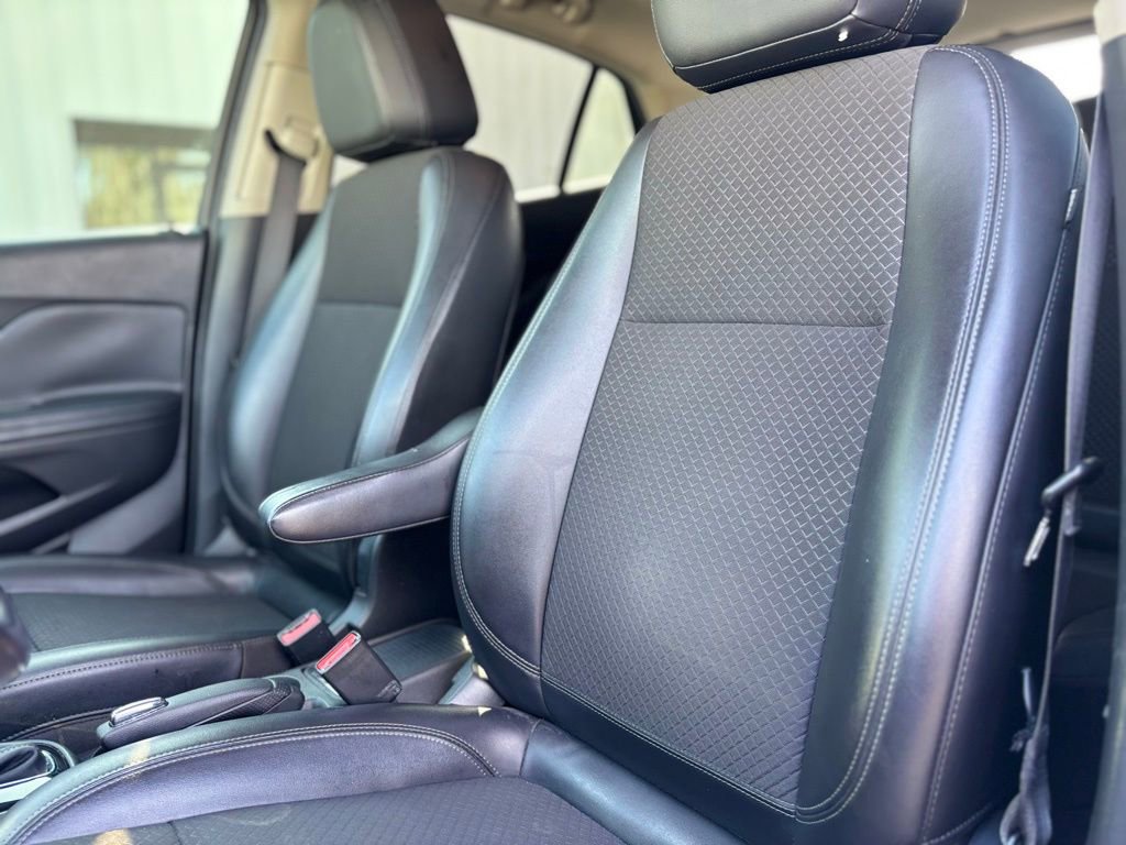 Used 2019 Buick Encore Preferred image 11