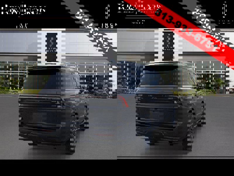 New 2026 Lincoln Navigator L Reserve AWD/4WD image 8