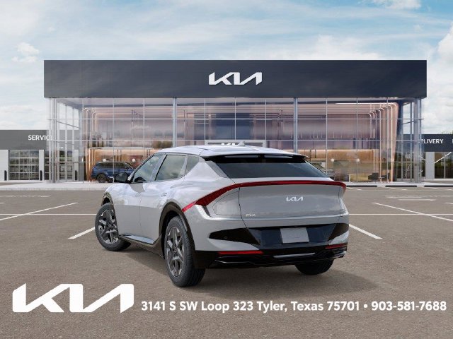 New 2026 Kia EV6 Light RWD image 4