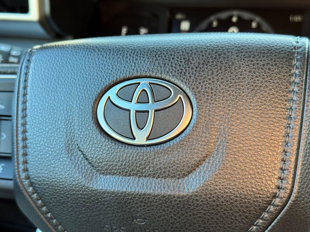 New 2025 Toyota 4Runner SR5 AWD/4WD image 27