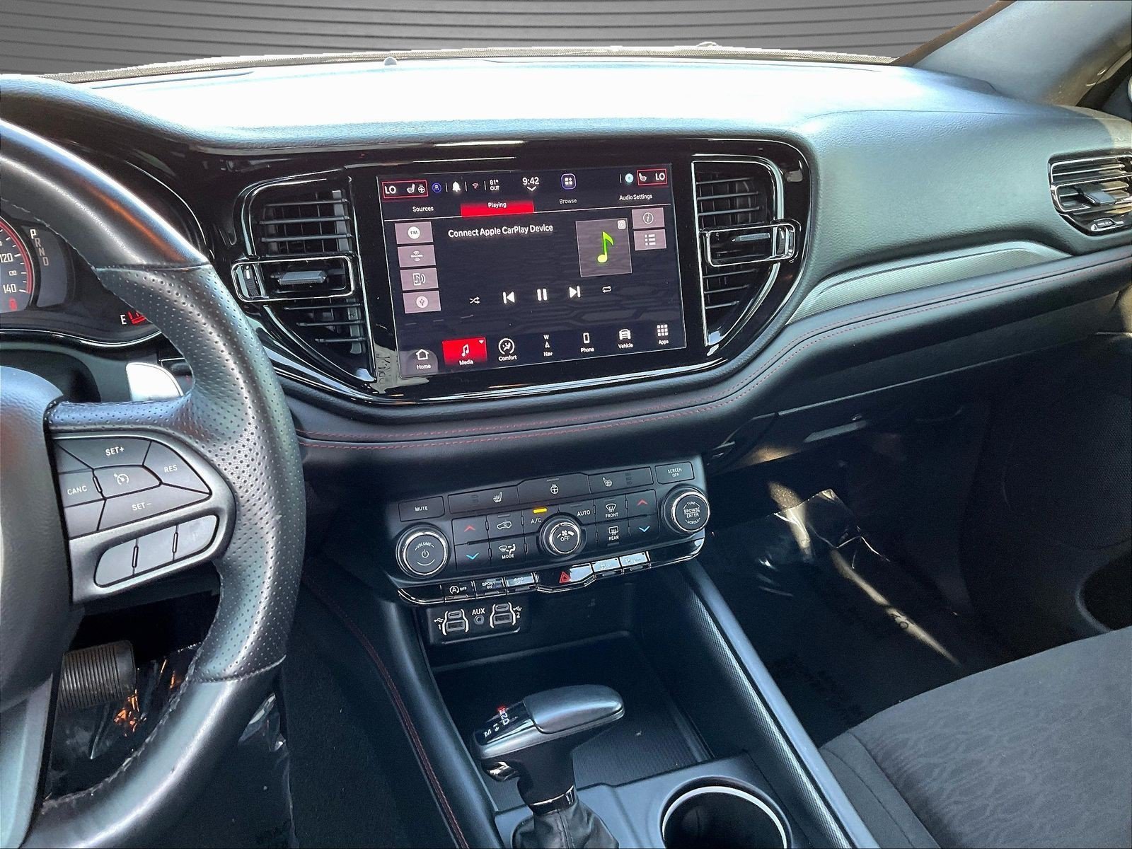 Used 2025 Dodge Durango GT AWD/4WD image 11