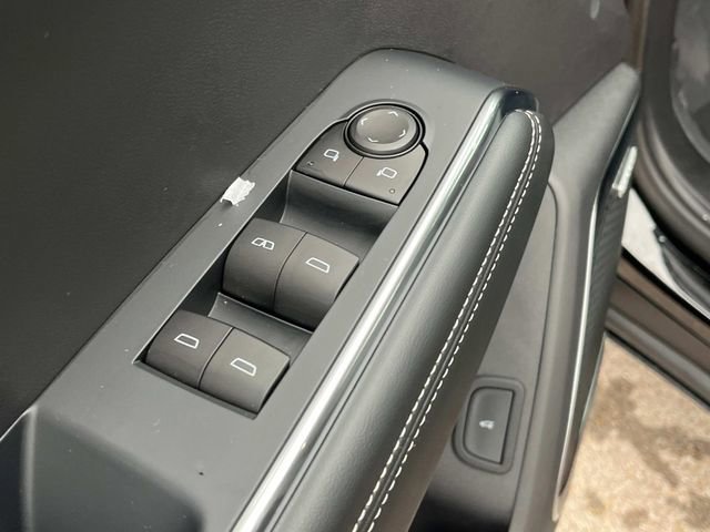 New 2026 GMC Acadia Elevation image 28