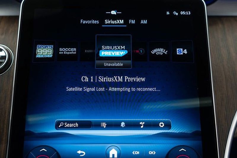 Used 2025 Mercedes-Benz CLE 300 4MATIC Coupe image 26