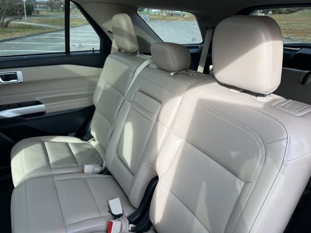 Certified 2021 Ford Explorer Limited w/ Equipment Group 301A image 24