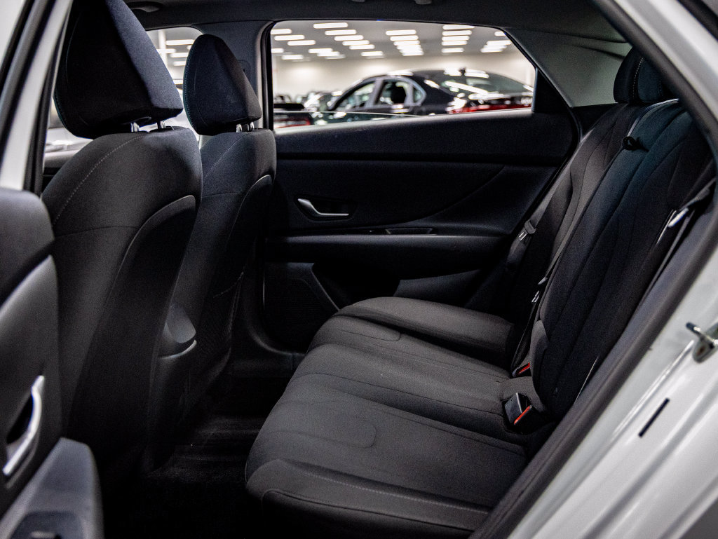 Used 2021 Hyundai Elantra SEL w/ Convenience + Premium Package FWD image 25