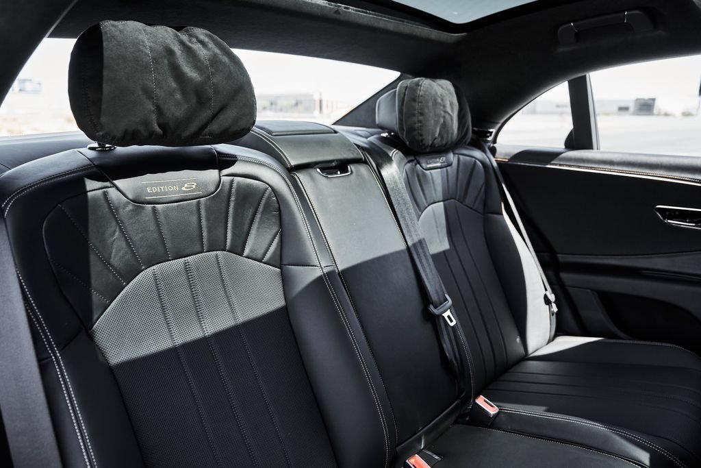 Used 2024 Bentley Flying Spur V8 AWD/4WD image 45