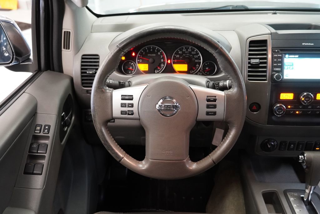 Used 2016 Nissan Frontier SL image 10