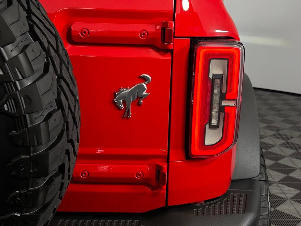 Used 2023 Ford Bronco Badlands AWD/4WD image 13